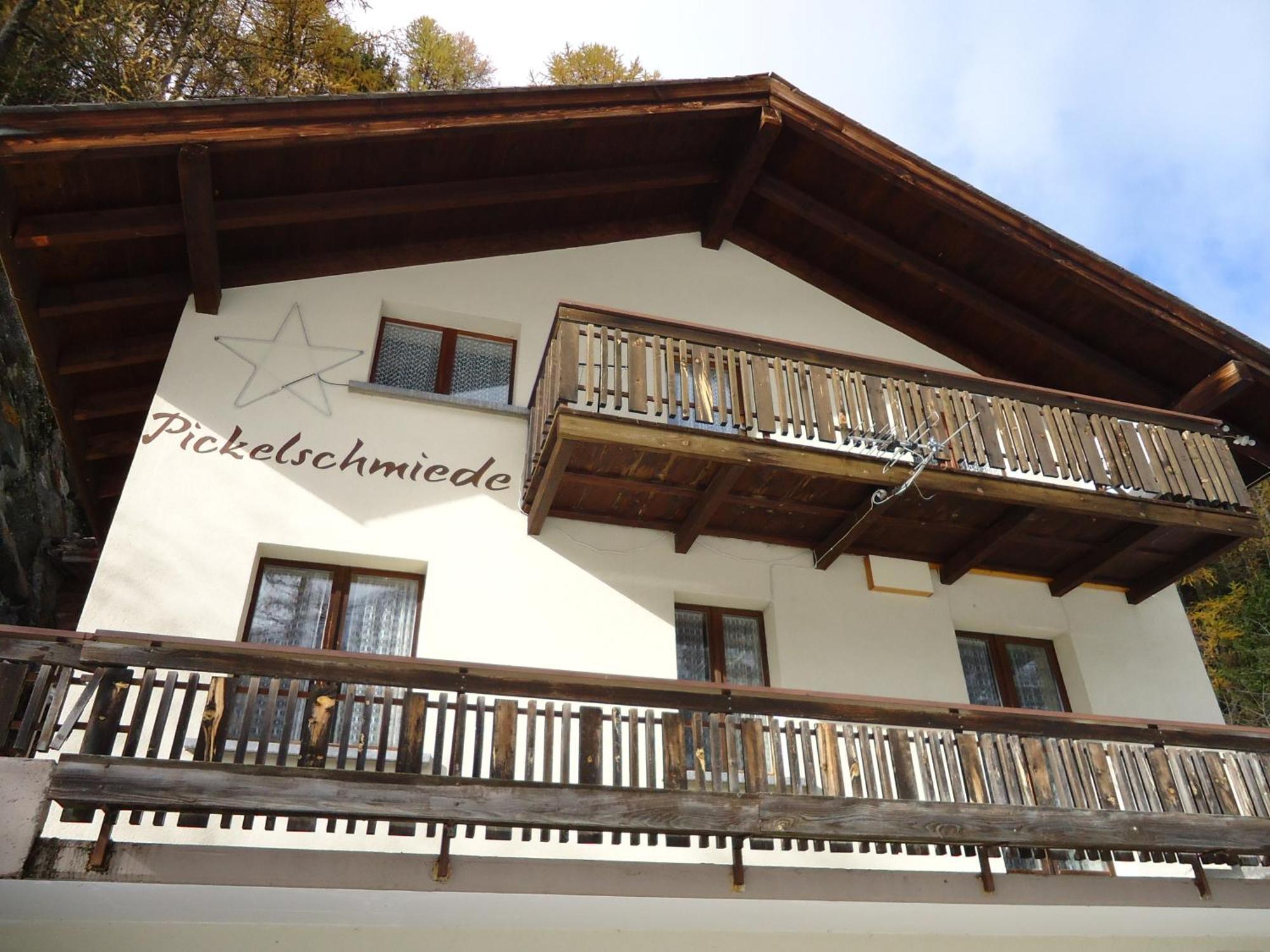 Haus Pickelschmiede Apartment Saas-Grund Exterior foto